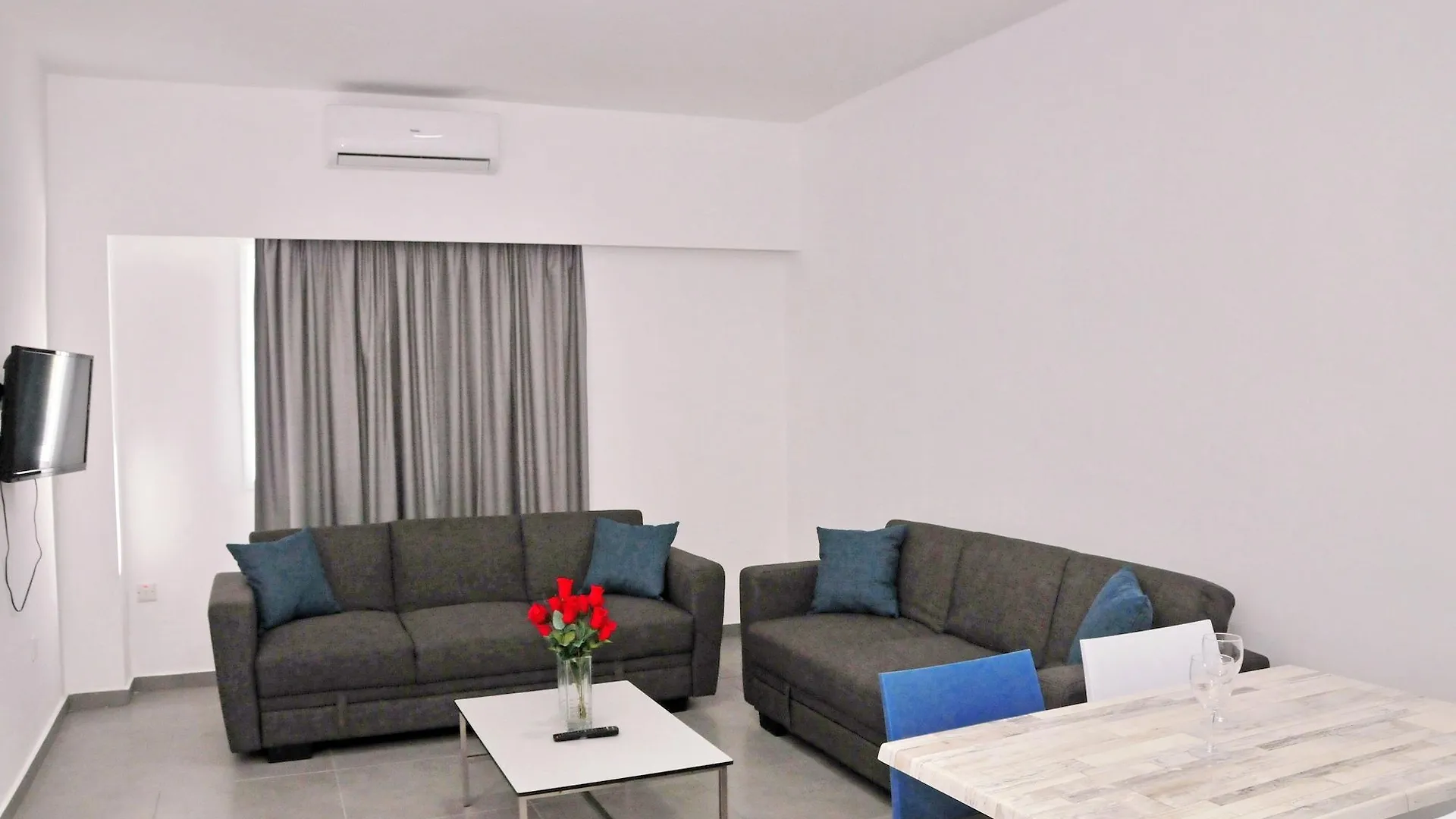 Kaos Hotel Apartments Agia Napa 2*,  Zypern