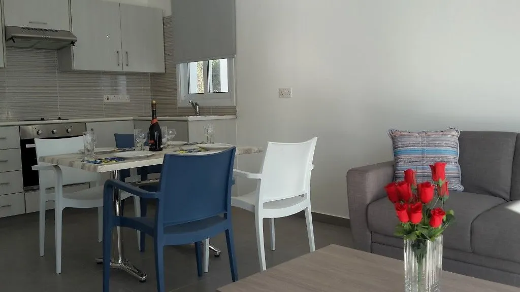 Kaos Hotel Apartments Agia Napa Zypern